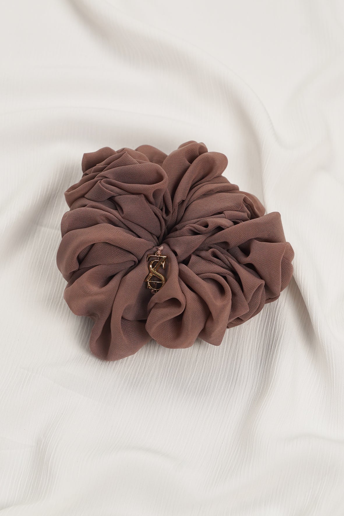 Zura Scrunchies - Ash Brown