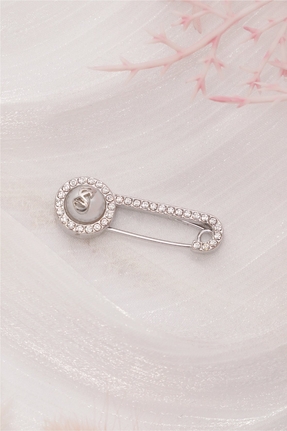 Safety Hijab Pin With Pearl - Silver