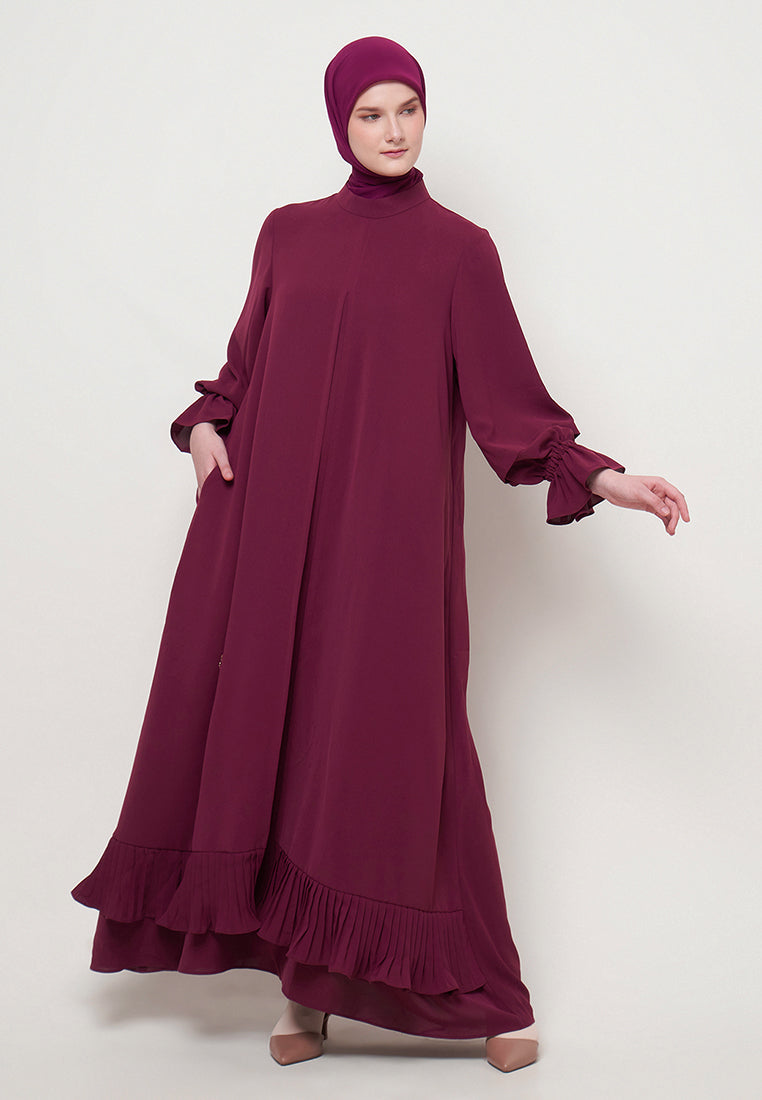 Safra - Maroon Abaya with Pleated Accent