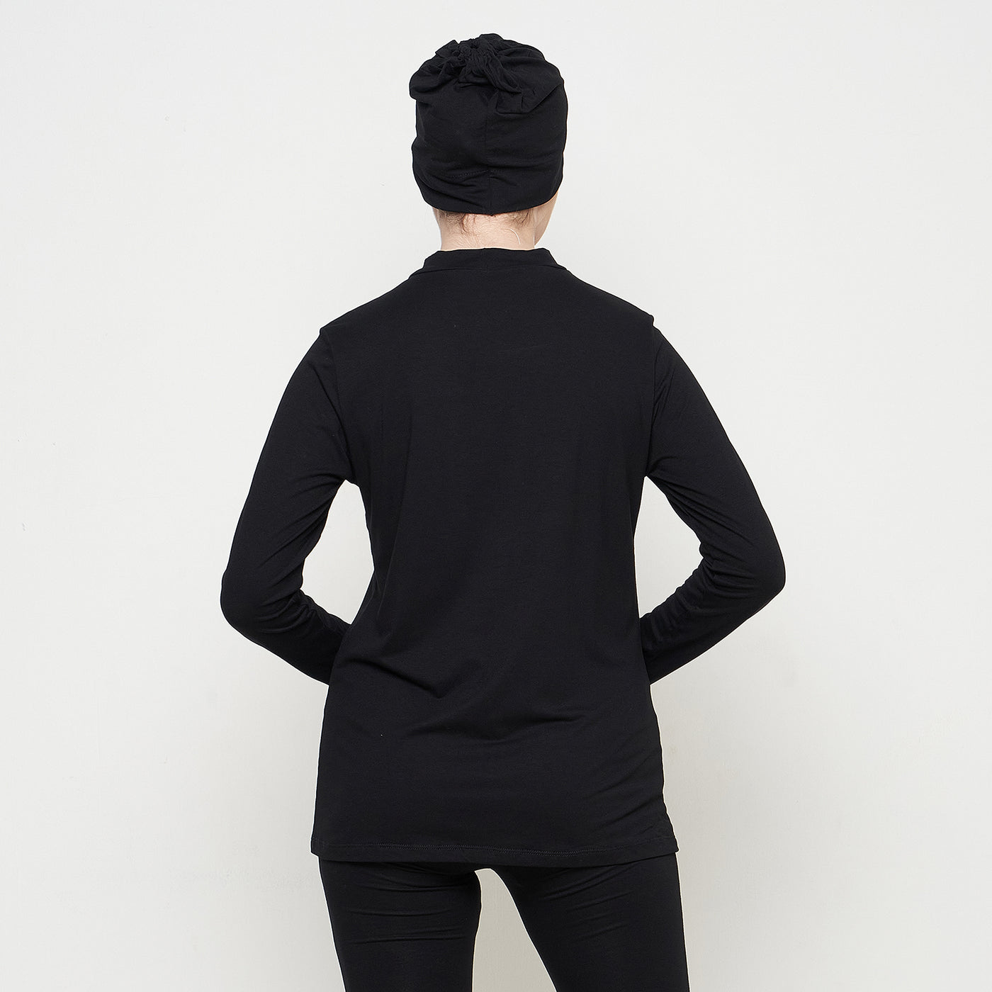 Long Sleeve Turtleneck Inner Shirt - Black